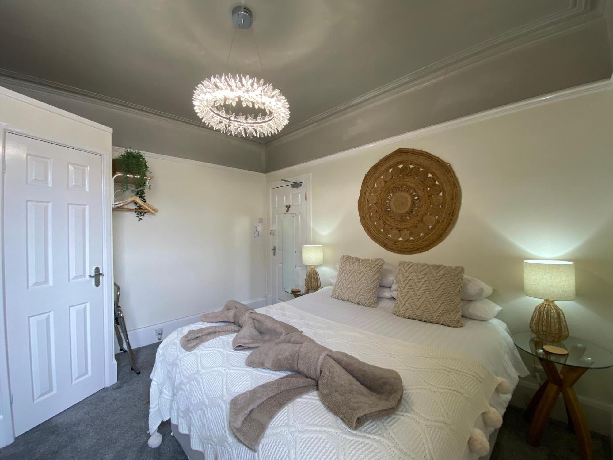 Butterfly Guest House 波斯考尔 外观 照片