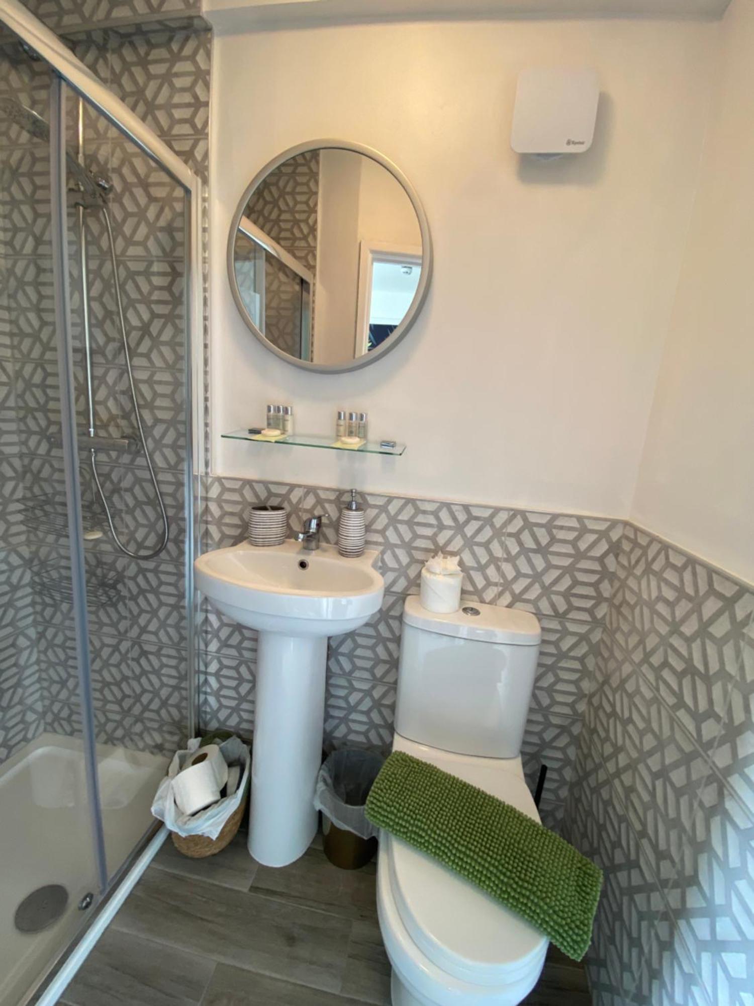 Butterfly Guest House 波斯考尔 外观 照片